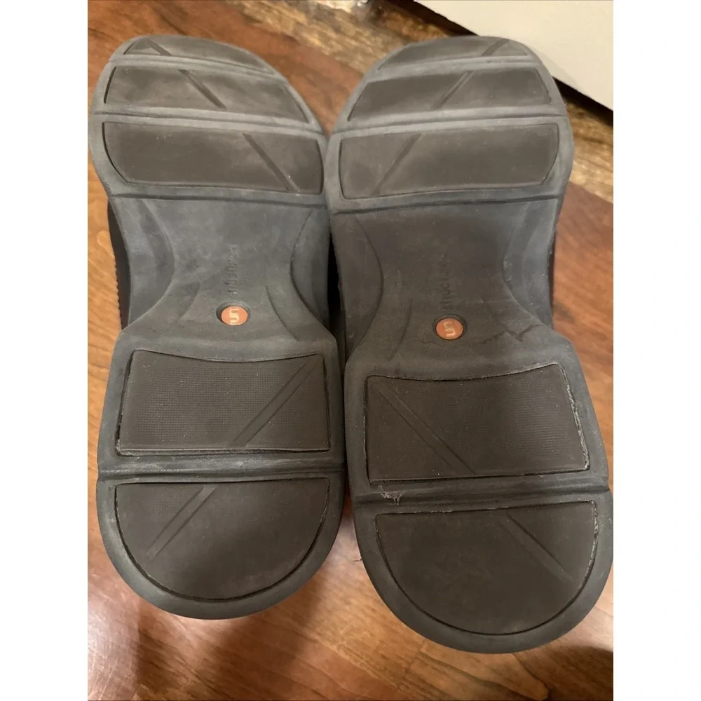 Clarks men black